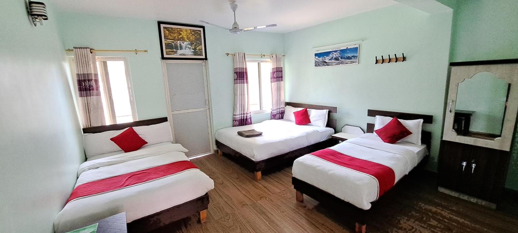 Hotel Elite Pokhara Luaran gambar