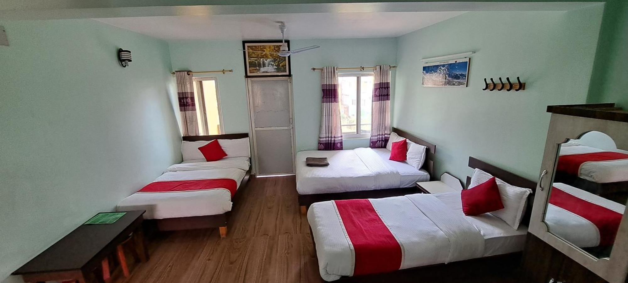 Hotel Elite Pokhara Luaran gambar