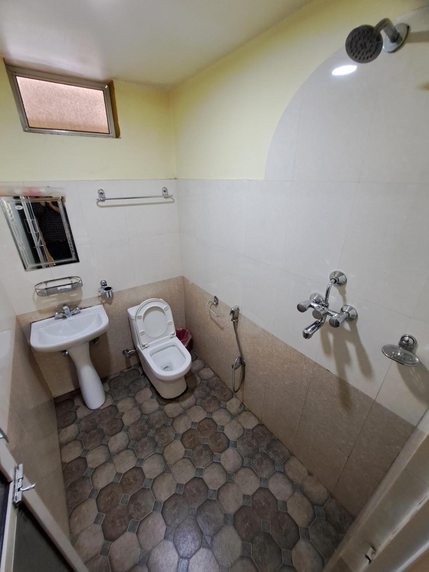 Hotel Elite Pokhara Luaran gambar